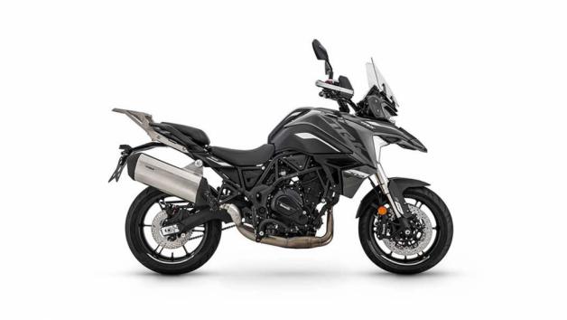 Benelli TRK 702: 70 άλογα και κατανάλωση 4,6 λτ/100χιλ 